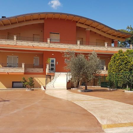 B&B Toma' Pagliare Buitenkant foto